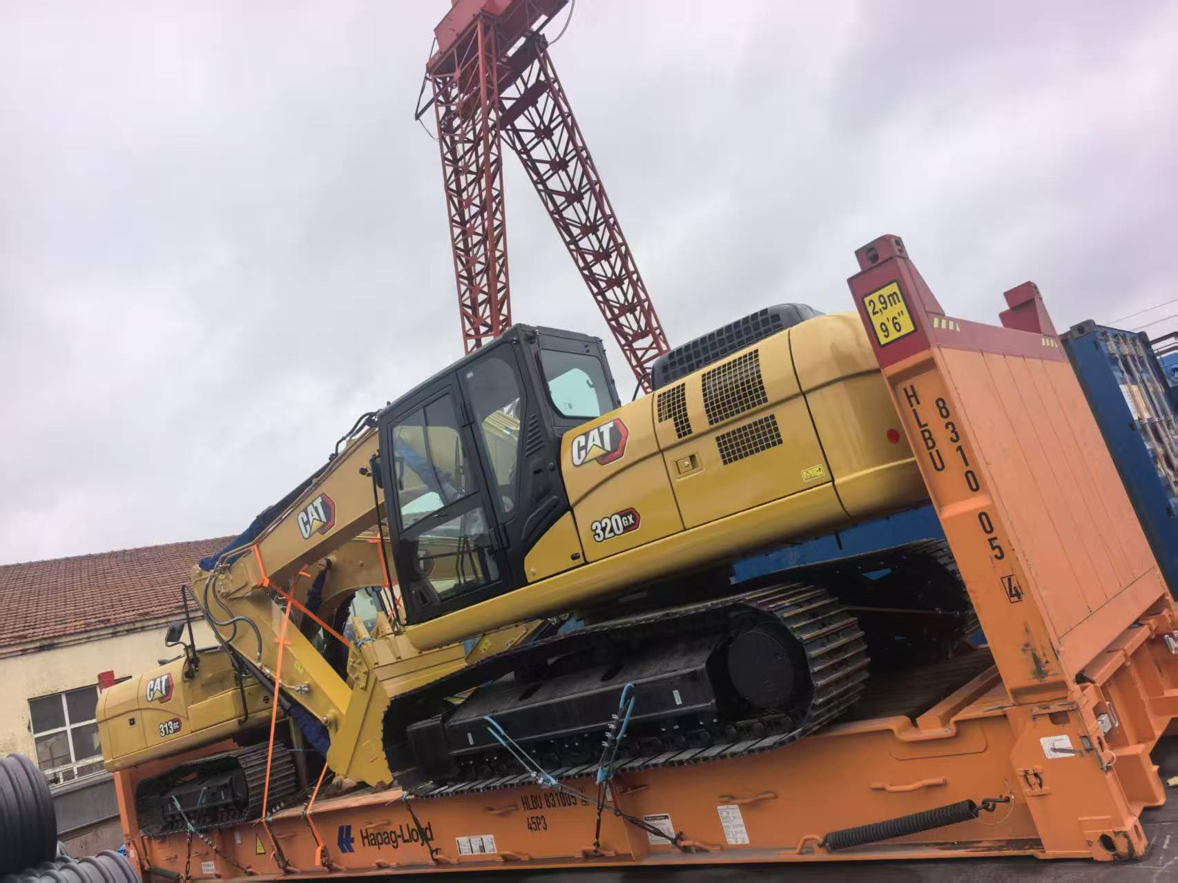 1 unit of CAT320GX and 1 unit of CAT313GC shipment to Ecuador